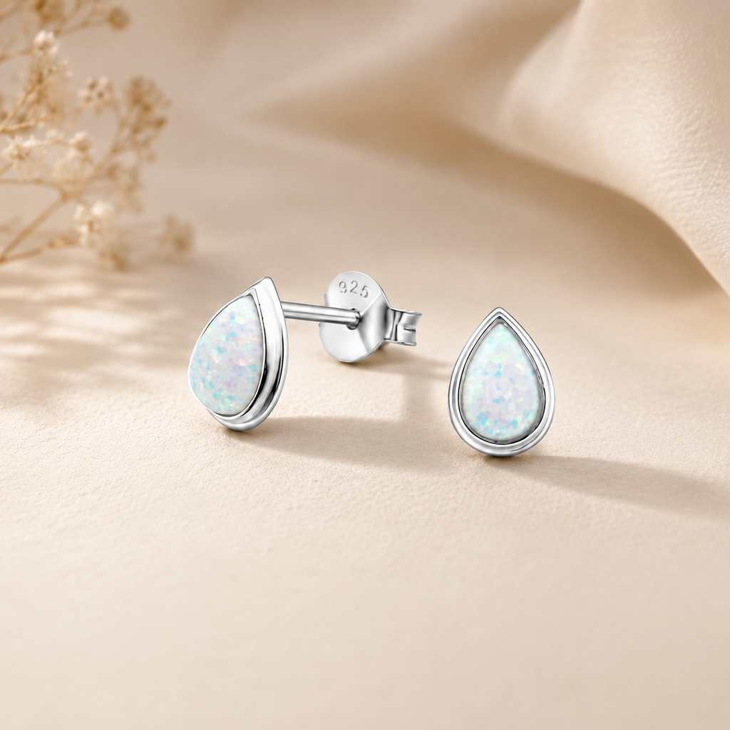 Lumen White Opal Jewelry Set.